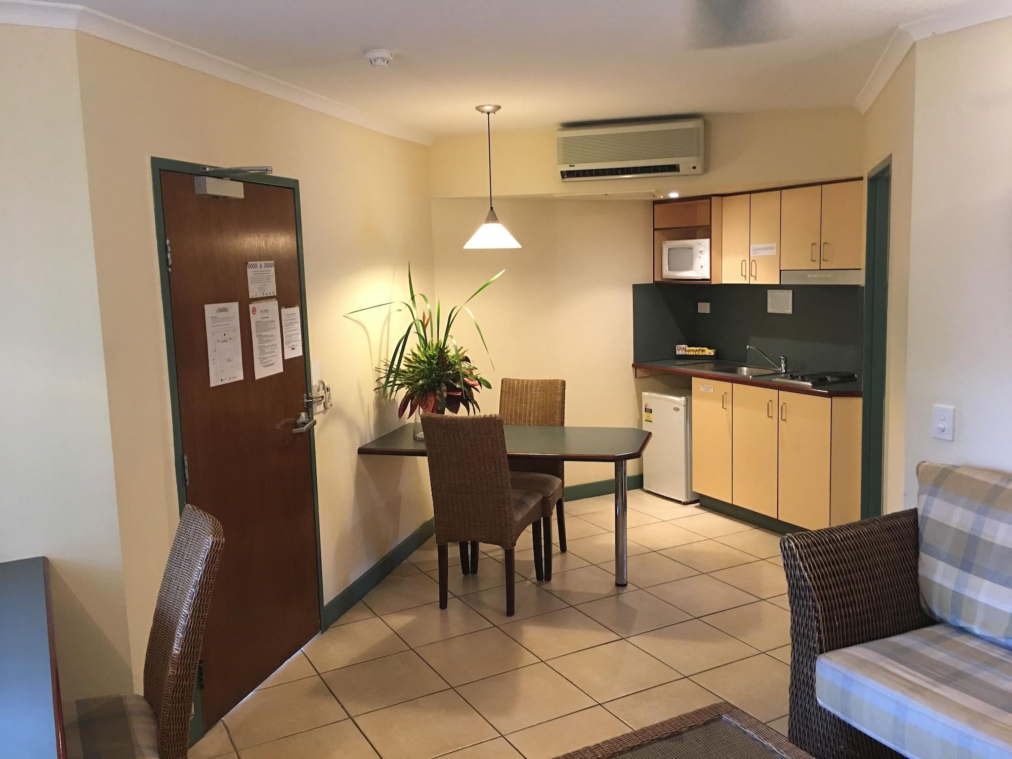 Bay Village Tropical Retreat & Apartments Cairns Kültér fotó