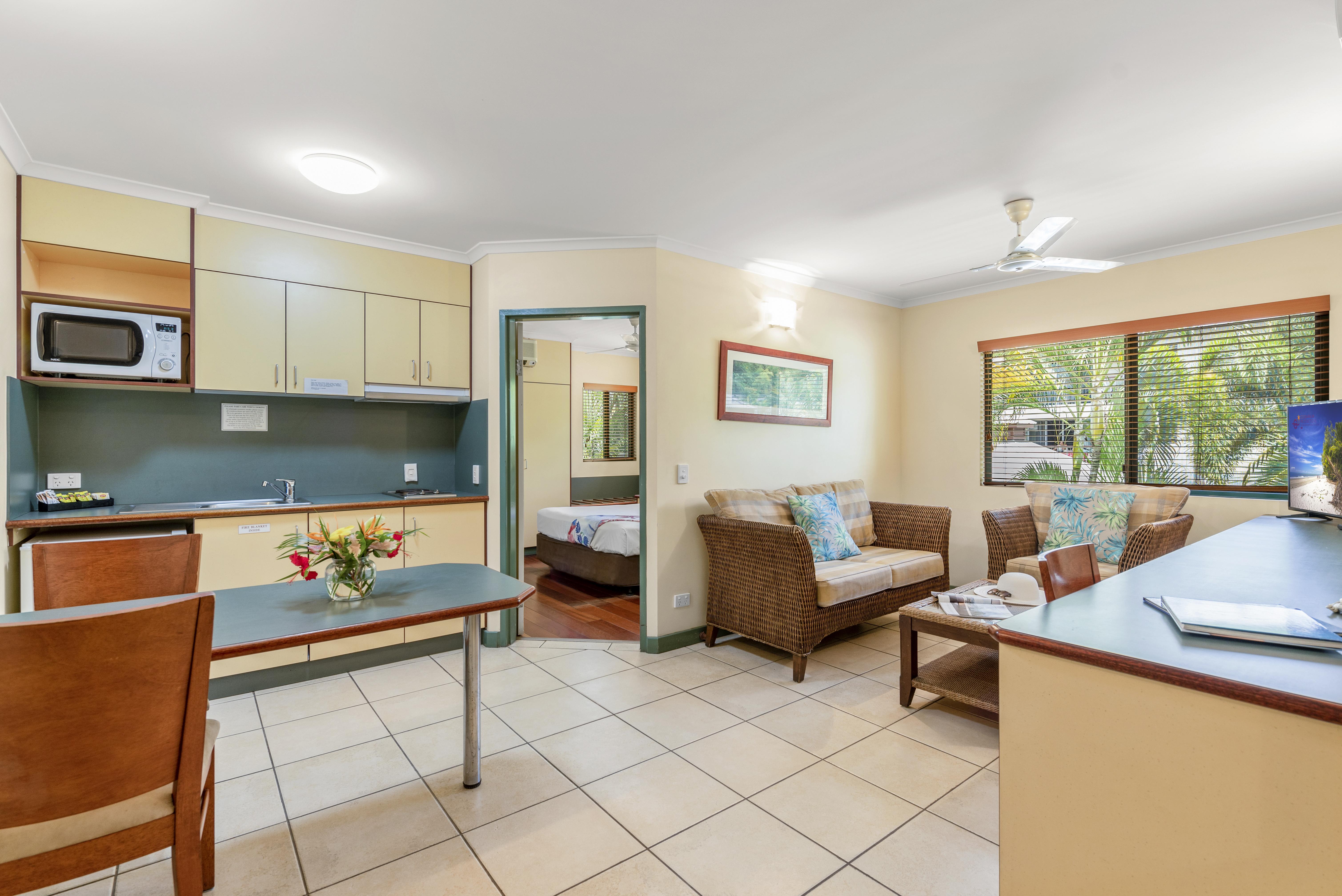 Bay Village Tropical Retreat & Apartments Cairns Kültér fotó