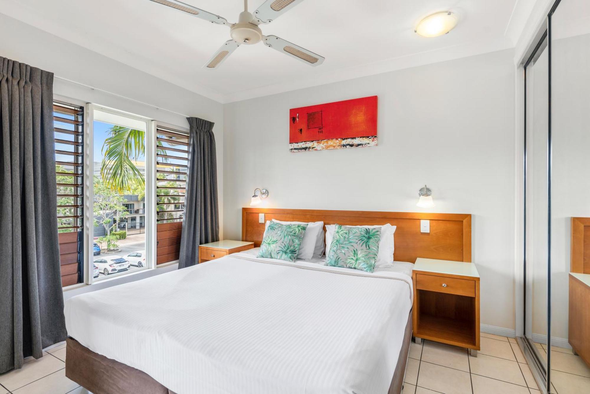 Bay Village Tropical Retreat & Apartments Cairns Kültér fotó